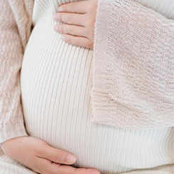 全身有一个 🦕3D 💡🧵激光雷达摄像头👩‍🏫🥚，两个 🇳🇺RGB🛩🍉